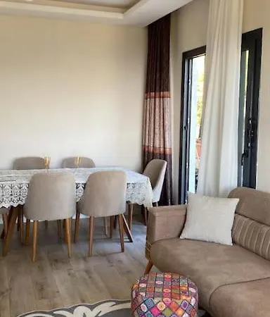 Villa Camguzeli Kivili Konak'ta! *
