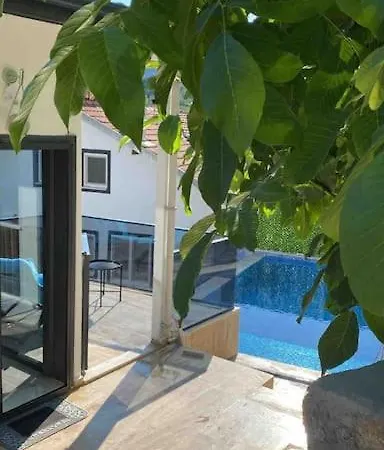 Camguzeli Kivili Konak'ta! Villa